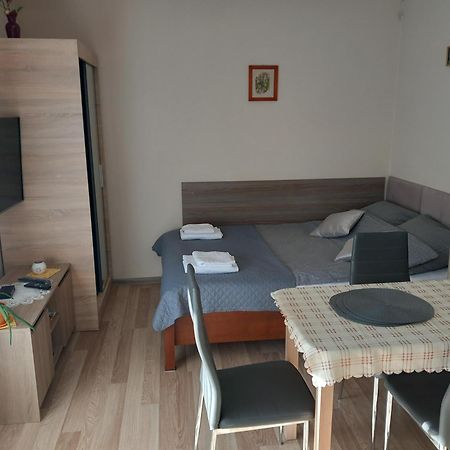 Apartament Jelenia Gora - Cieplice المظهر الخارجي الصورة