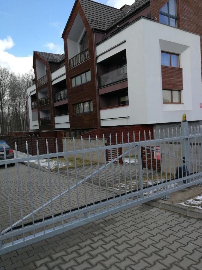 Apartament Jelenia Gora - Cieplice المظهر الخارجي الصورة