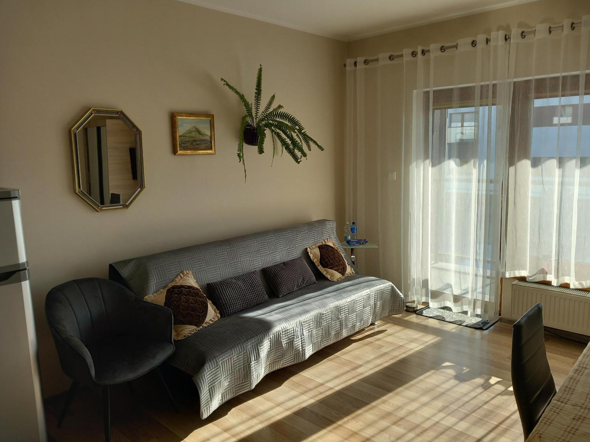 Apartament Jelenia Gora - Cieplice المظهر الخارجي الصورة