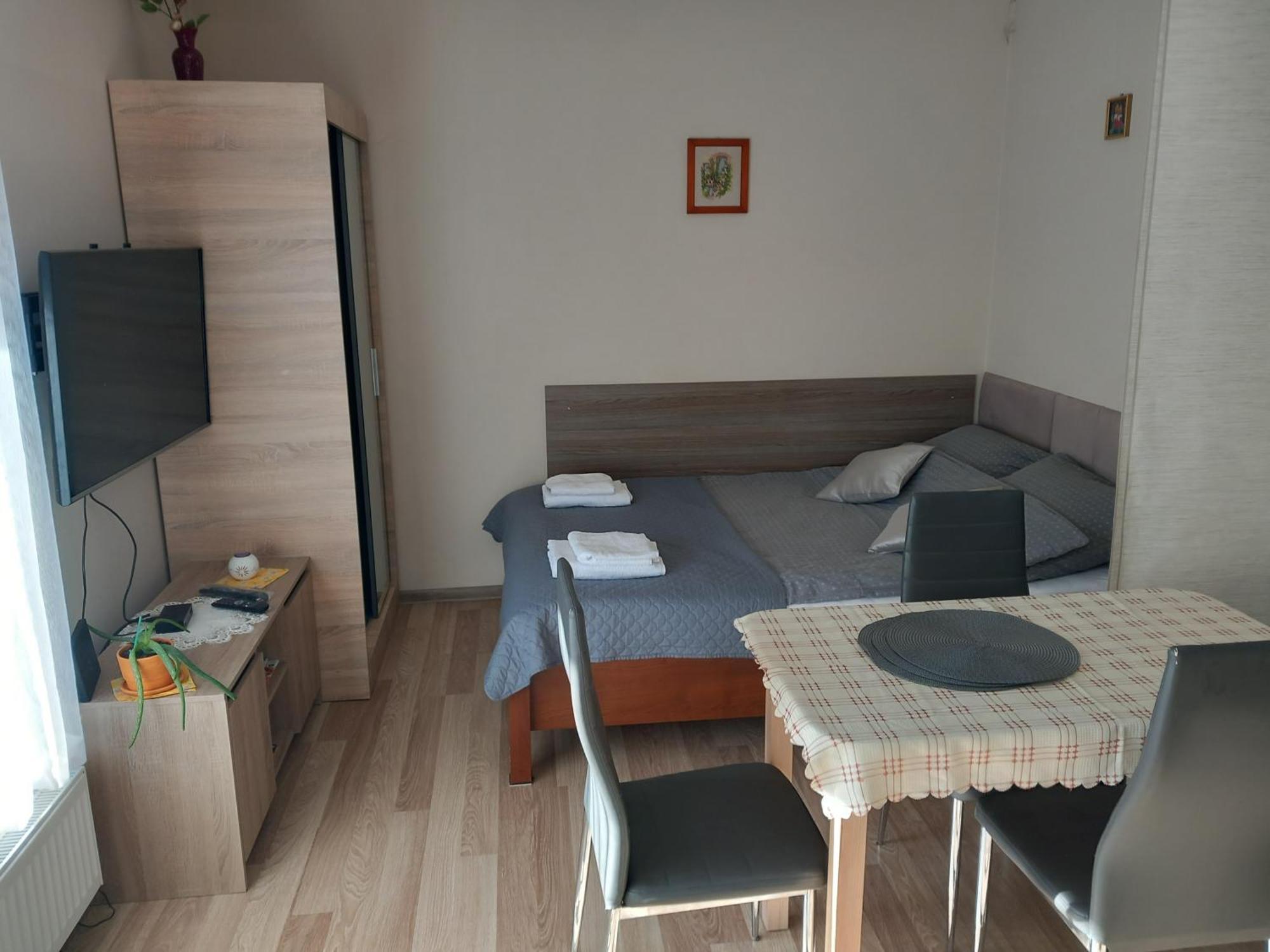 Apartament Jelenia Gora - Cieplice المظهر الخارجي الصورة